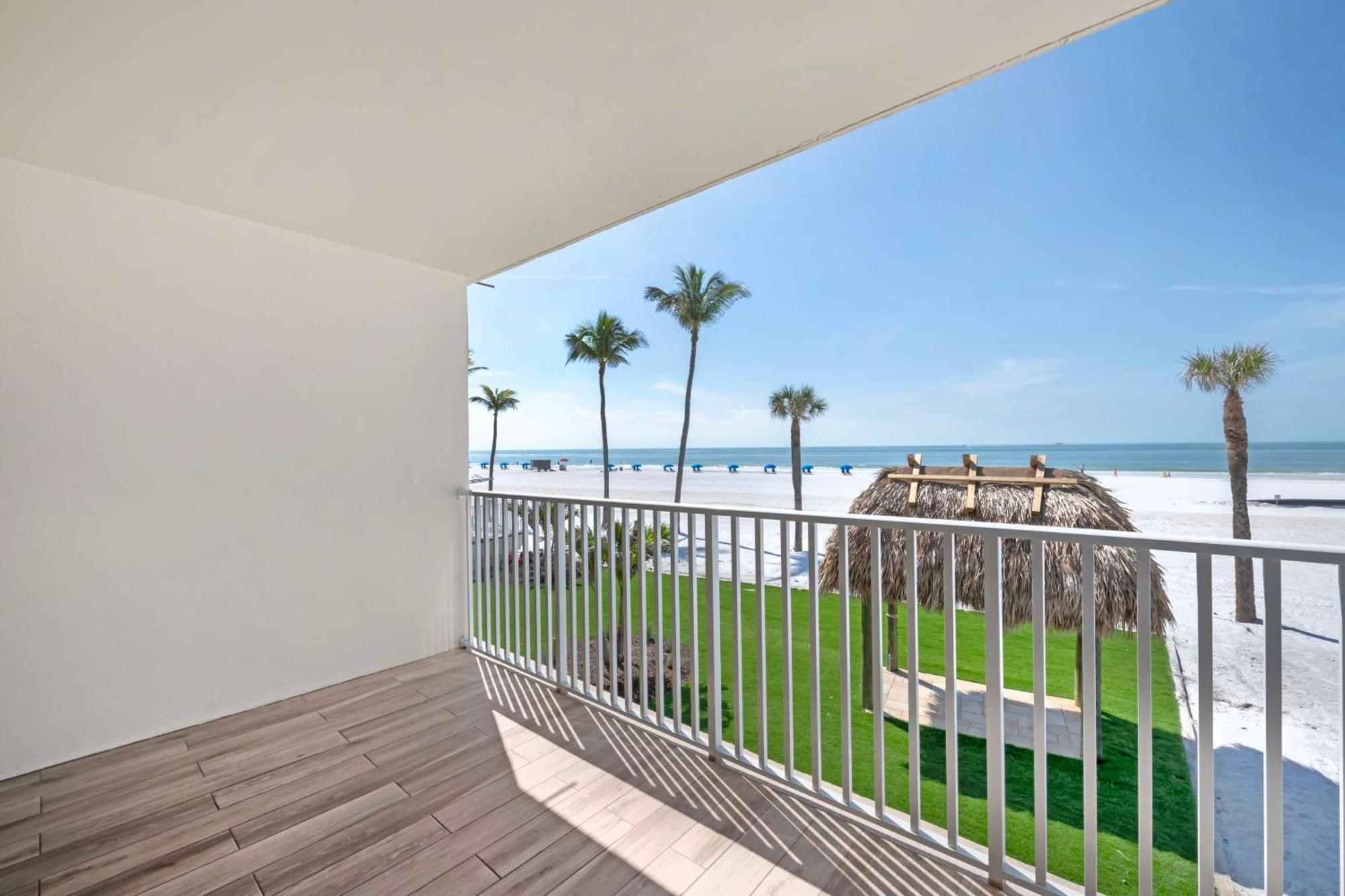 Best Western Plus Beach Resort Fort Myers Beach Exterior photo