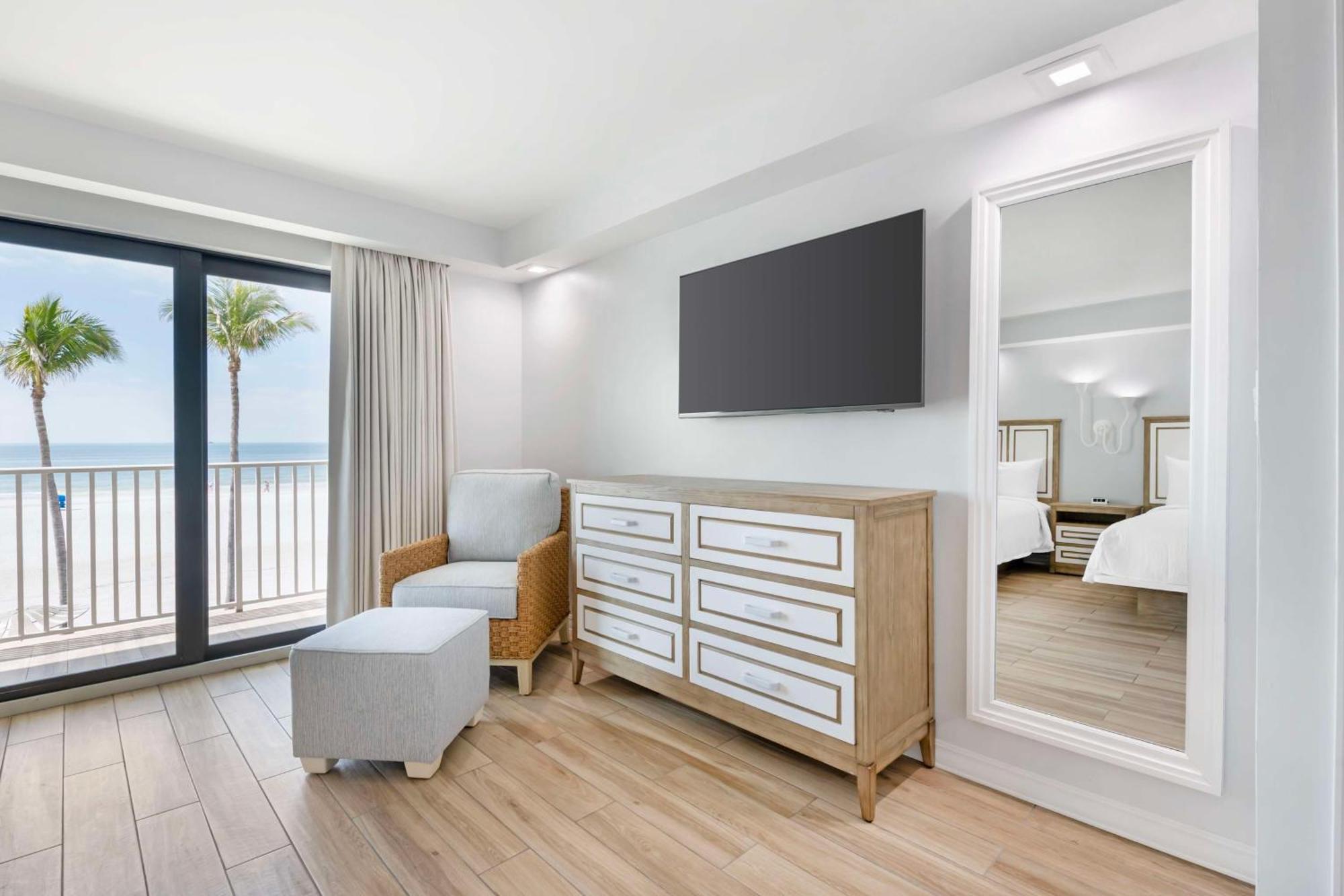Best Western Plus Beach Resort Fort Myers Beach Exterior photo