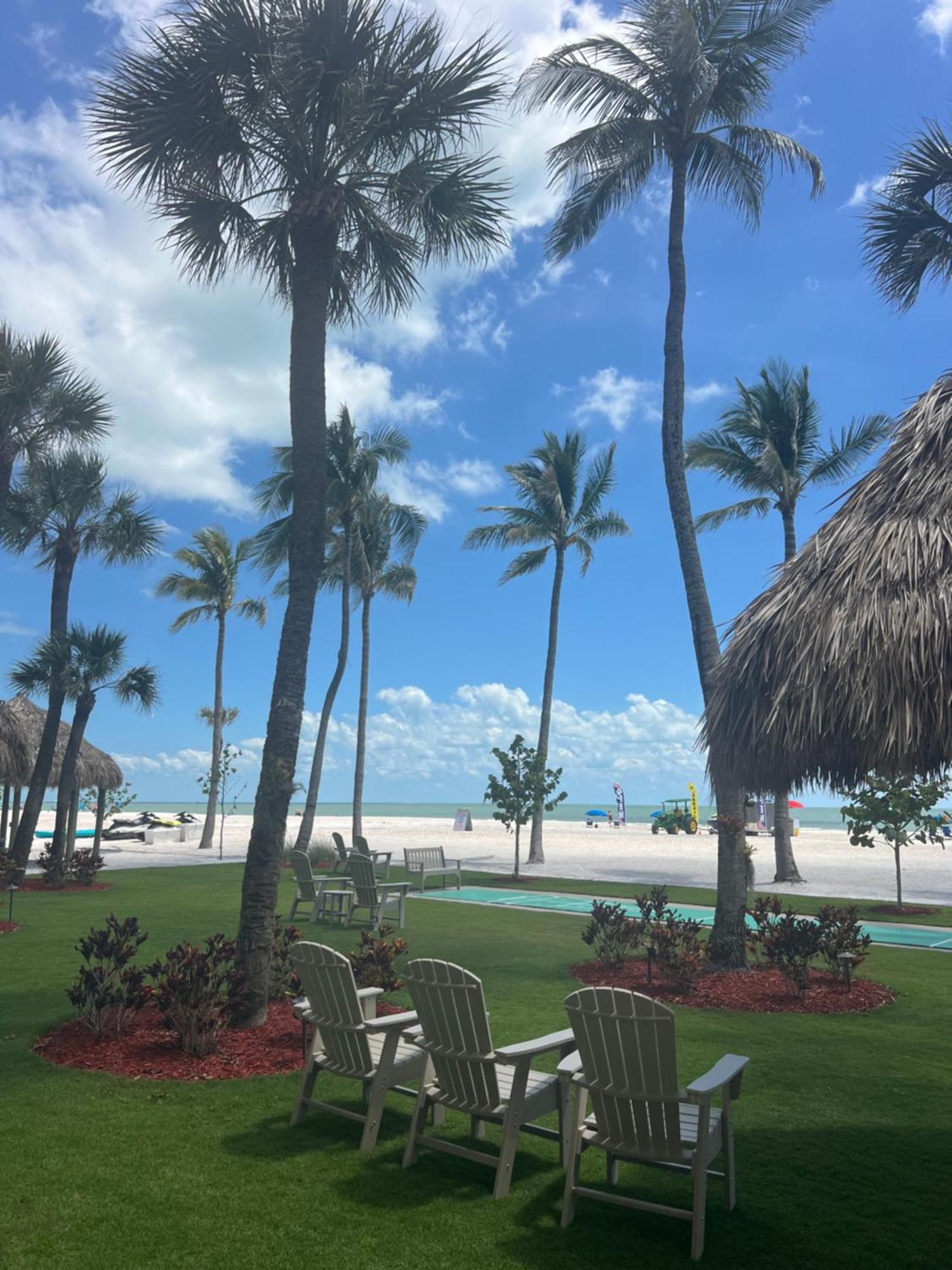 Best Western Plus Beach Resort Fort Myers Beach Exterior photo